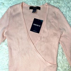 Forever 21 long sleeve cropped shirt